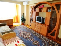 1-Комнатная квартира Ялтинская, 1