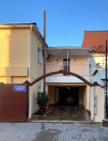 Судак, Гостевой дом «Lion» ул. Учителей, 34