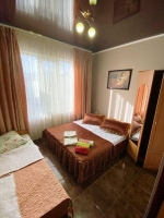 Гостевой дом «Lion» - номер «Стандарт» 3-х местный