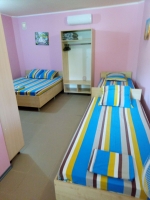 Гостевой дом «Донбас» - номер 3-5 Ти местный с кухней фото 8