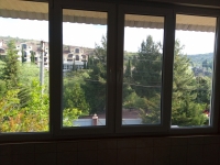 Гостевой дом «Донбас» - номер Семейный с кухней-студией фото 8