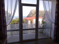 Апартаменты «Snug House» - номер Двухкомнатная студия «Сакура» с панорамными окнами фото 5