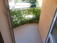 Апартаменты «Snug House» - номер Апартамент «Оранж» – для семьи или компании фото 15